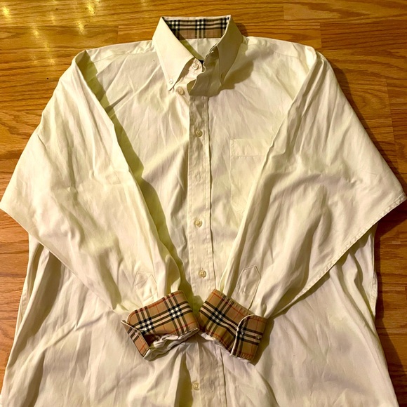 Burberry Other - Authentic Burberry Dress Shirt Longsleeve Cream Button Up Size L Regular Fit